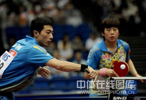 ͼ�ģ���ƹ����˫1/4���� ��ƽ�����ڱ�����