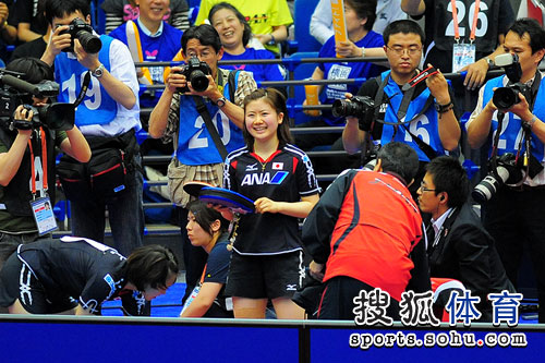 ͼ�ģ���ԭ����Ͻ�Ů˫8ǿ ��ԭ��Ц�ݲ���