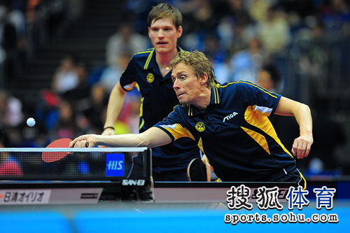 ͼ�ģ��Ͻ����ɭ�����ƹ�� ���ɭ��ǰ�ص�