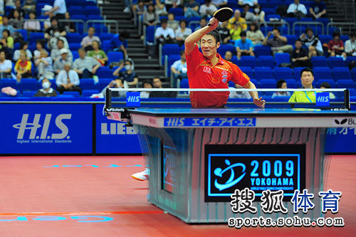 ͼ�ģ�������4-2��ʤ����8ǿ ��������������