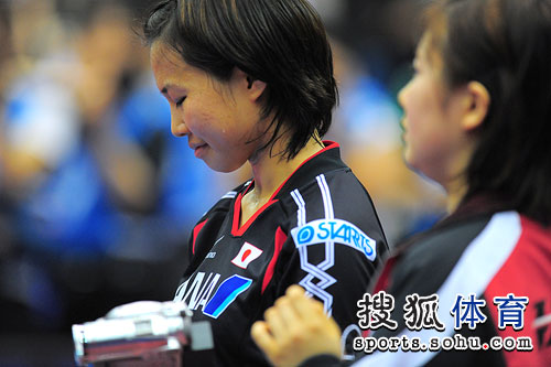 ͼ�ģ���Ծ/����ϼ4-0�ձ���� ƽҰ��ʸ����į