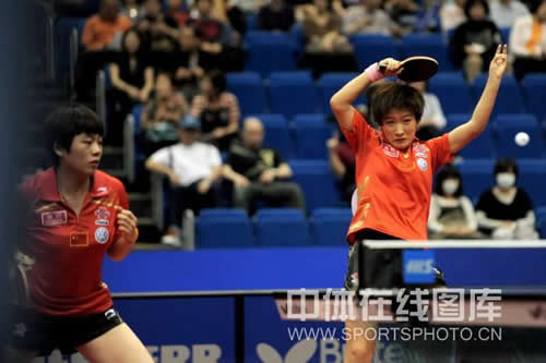 ͼ�ģ�Ů˫1/4���� ��ʫ�����鸺������ϳ���