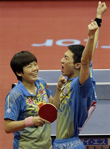 ͼ�ģ���˫����սʤ���Ѷ�� ������ƽ�����ף