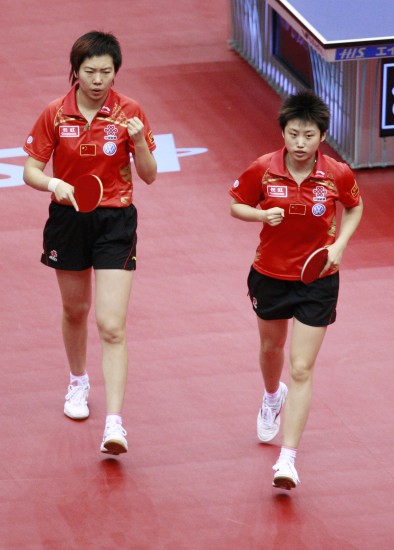 ͼ��-��Ծ/����ϼͦ��Ů˫��������Ƹ�����