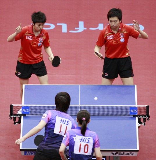 ͼ��-��Ծ/����ϼͦ��Ů˫��������ʵ������ʤ��