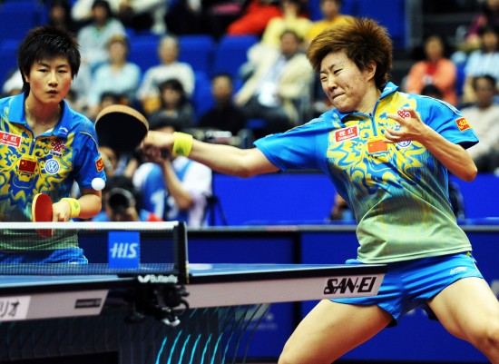 ͼ��-����/���ͽ���Ů˫����ƴ�����ľ���Ȩ