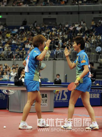 ͼ��-��ƹ��Ů˫�������սΪ�����������ư�