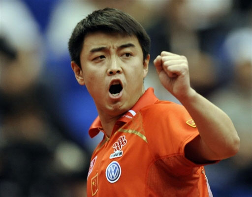 ͼ��-��ƹ���е��������ս����ȭΪ�Լ��ź�