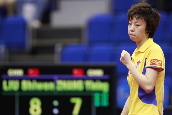 ͼ��-��ƹ��Ů�������������������ȭ�ľ�