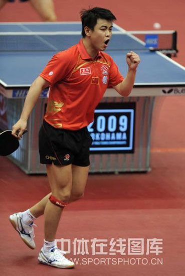 ͼ��-��ƹ���е��������ս����ս�Сȭͷ