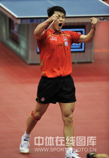 ͼ��-��ƹ���е��������ս��𩱬����ǿС����