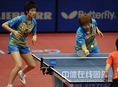 ͼ�ģ���Ծ/����ϼ��Ů˫��� ������ǰ����