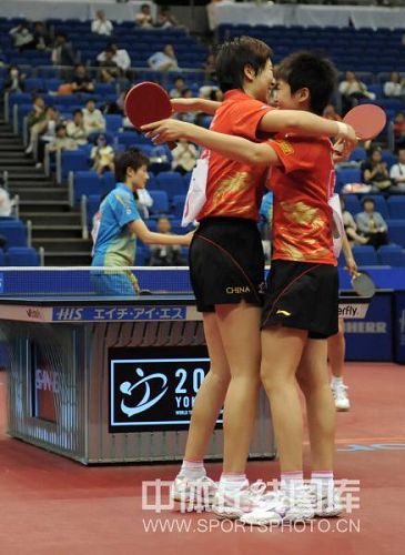 ͼ�ģ���Ծ/����ϼ��Ů˫��� ����ӵ����һ��