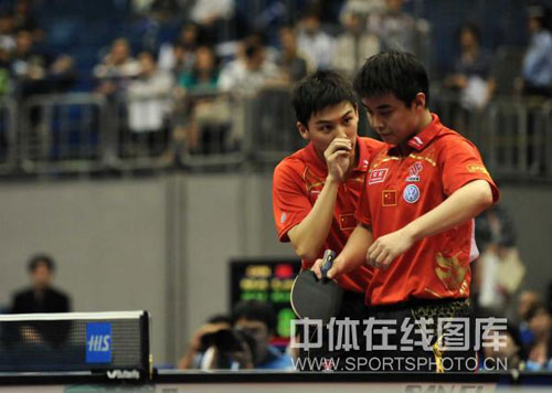 ͼ��-��ƹ����˫���/�«^��ڱ�����ҲҪҧ����