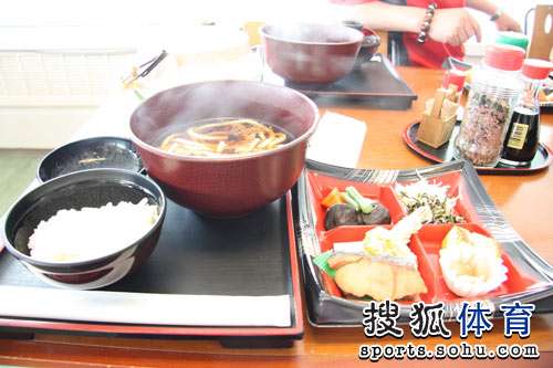 ͼ�ģ��Ѻ�������ս��������� �������ڵ���ʳ