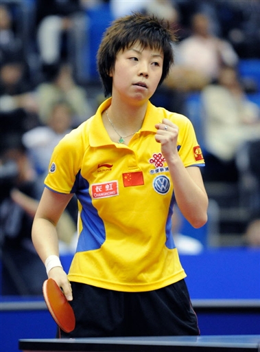 ͼ��-��ƹ��Ů������������4-2��Ծ��Զ�侲��һ��