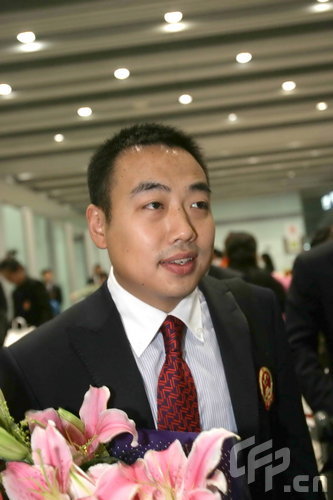 ͼ��-�й�ƹ����Ӵ���ƹ��������������Ϊ����