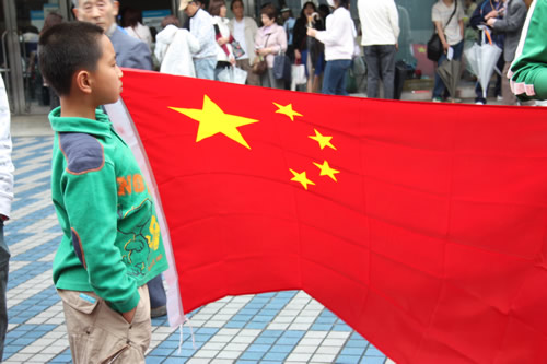 ͼ�ģ��Ѻ���������ҫ��ƹ���� �־����Ǻ���