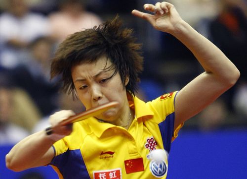 ͼ�ģ�������4-2��ԾŮ����� ������ͷ������