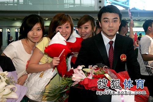 ͼ�ģ���ƹ�ع�ƹ�ұ����ӻ� ��Ů������Ӱ