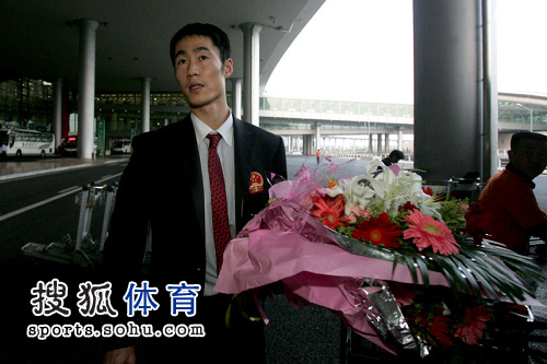 ͼ�ģ���ƹ�ع�ƹ�ұ����ӻ� �����ں���˧��