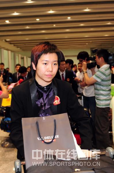 ͼ�ģ��й�ƹ����ӿ����ؾ� ���ͱ����䵭