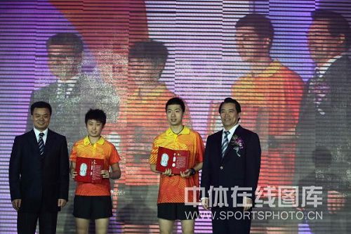 ͼ�ģ�ƹ��09����������ʽ ������Ծһ��Ц��