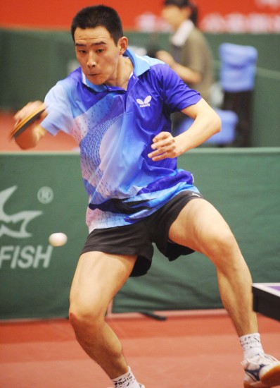 ͼ��-�����칫���߷�ƹ����������ѫ�ڱ�����