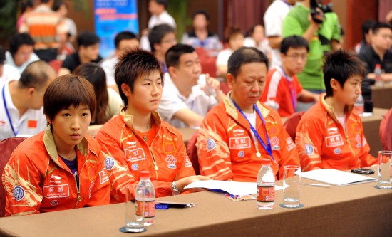 ͼ��-ƹ�����ޱ���ǰ��ǩ��ʽŮƹ�������෢����