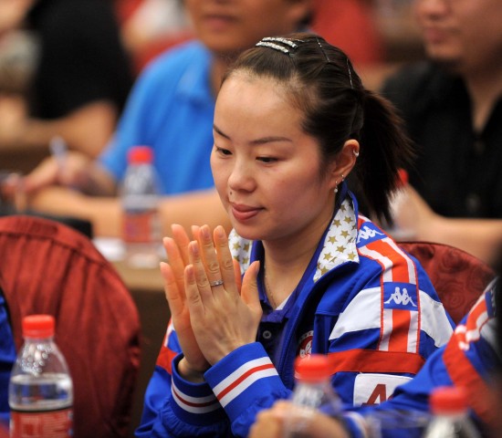 ͼ��-ƹ�����ޱ���ǰ��ǩ��ʽ�����ȹ�������