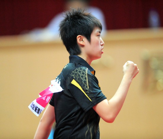 ͼ��-���ޱ�ƹ��Ů�������������Ծ��ף�÷�