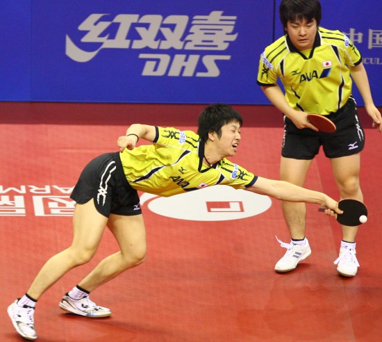 ͼ��-��ƹ����˫��ǿ��ս˲���ձ��������ǰ��