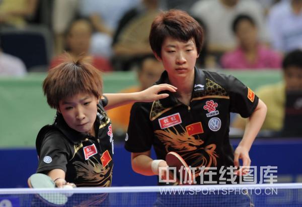 ͼ��-�й���Ů˫��Ծ/����ϼ�����ʫ����ǰ����