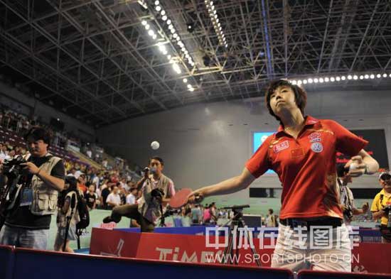 ͼ��-�й�ƹ���򹫿����佱��ʽ��������ǩ��ƹ��