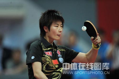 ͼ�ģ���ƹŮ��4-1�������� ��������רע