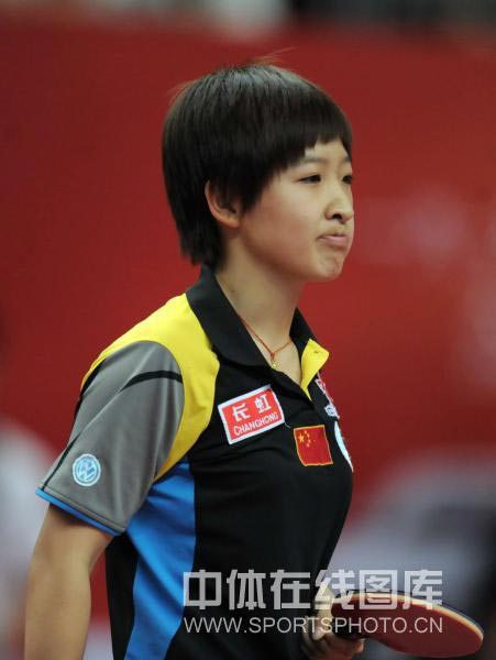 ͼ�ģ���ƹŮ��4-1�������� ��ʫ������Ӧս