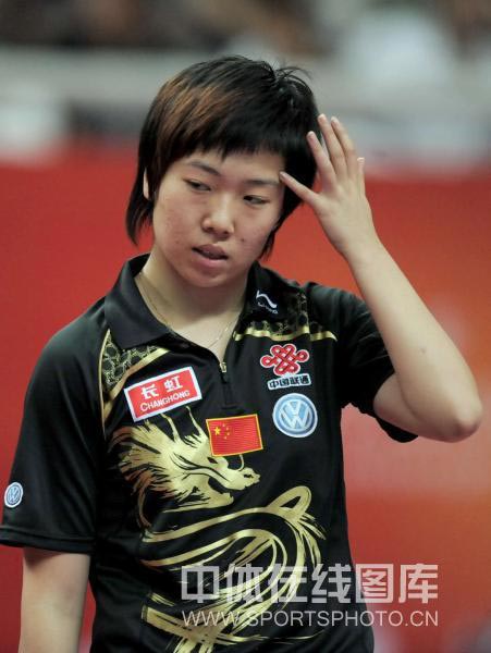 ͼ�ģ���ƹŮ��4-1�������� ����ϼ����ͷ��