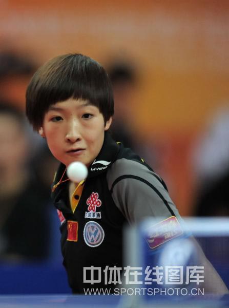 ͼ�ģ���ƹŮ��4-1�������� �ŵϰ���׼����