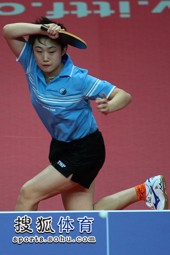 ͼ�ģ���ƹŮ��4-1�������� һ�л�ͷ����