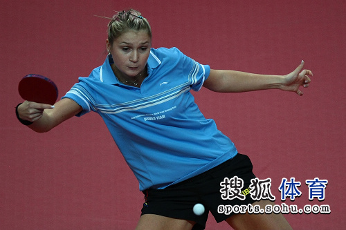 ͼ�ģ���ƹŮ��4-1�������� �ŵϰ���ɫ�ӷ�