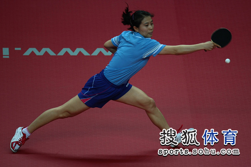 ͼ�ģ���ƹŮ��4-1�������� ��Ƕ��е��Ǳ�