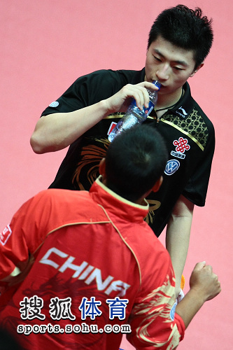 ͼ�ģ���ƹVS�������� ����������ָ��