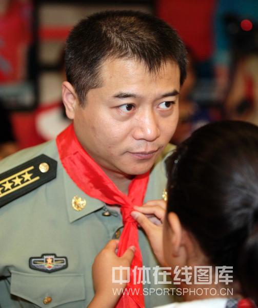 ͼ��-ƹ���������½���������˧���δ��Ϻ����