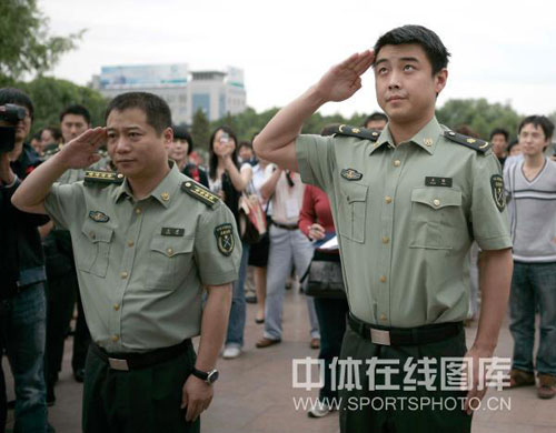 ͼ�ģ���һ�Ӳι۸�������� ������ξ���