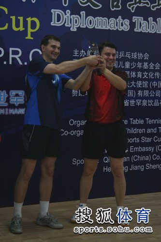 ͼ�ģ��⽻��ƹ������� ����˹�ӻ������ھ�