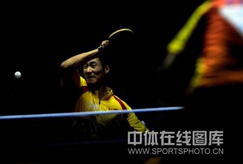 ͼ��-ƹ��������12���Ϻ�ʤ��һ��������ƴ��ȫ��