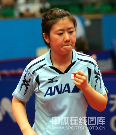 ͼ��-09�й�ƹ���򹫿���Ů��14�ո�ԭ�����Ʊ���