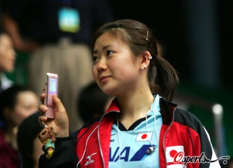 ͼ��-09�й�ƹ���򹫿�����ԭ�����߰�Ū�ֻ�