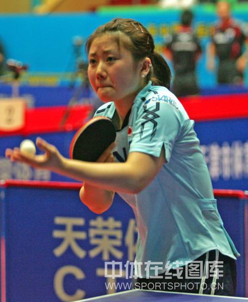 ͼ��-�й�ƹ���򹫿���Ů��15��������ԭ������