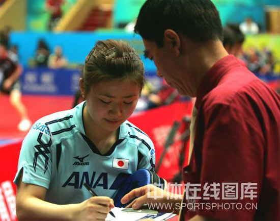 ͼ��-�й�ƹ���򹫿���Ů��15������������������